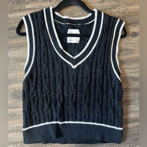 Abercrombie & Fitch 90s Sweater Vest
